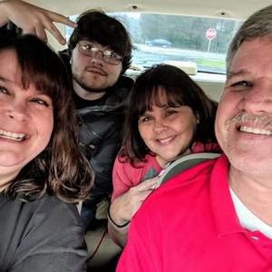 Meet your Posher, Latia